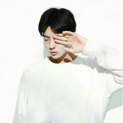 我在角落里发现一个句子，我很沮丧，想保持安静