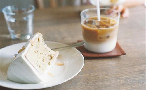 男人心烦意乱的句子