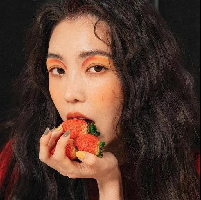 发送商业圈子必须有沙雕塑