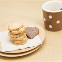 15.需要是一种幸福，但不幸的是，我似乎没有遇到这样的人。