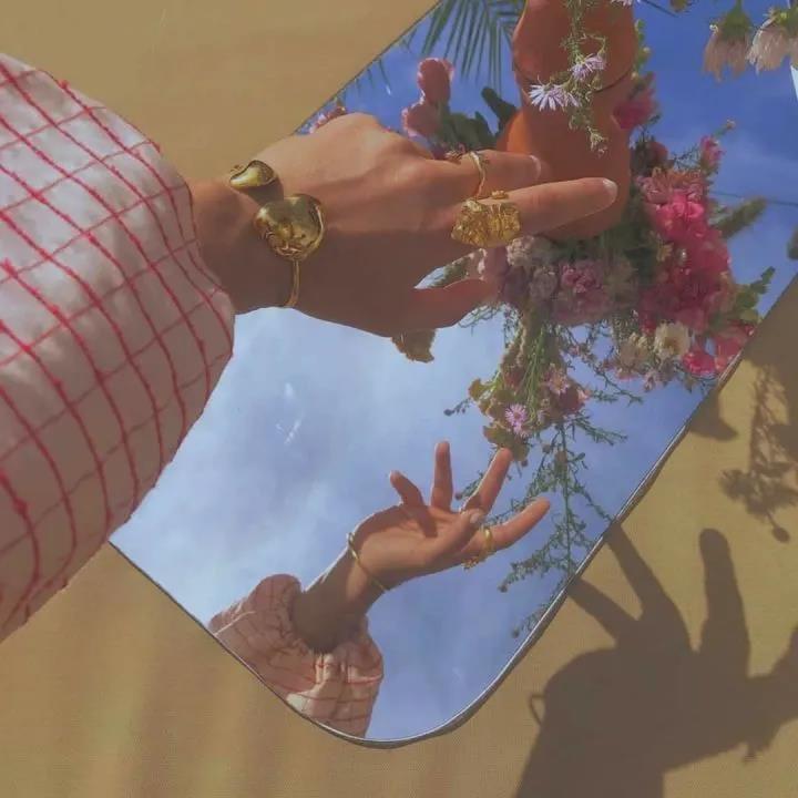 短暂令人惊叹和美丽的句子1