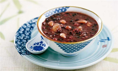 15,Laba Porridge,温暖,让你不再冷; Laba Porridge,非常甜蜜,我希望你会很幸运,Laba Porridge,真正的新鲜,朋友爱永远不会改变; Laba Festival在这里,送你Laba Porridge,祝你每天都开心!