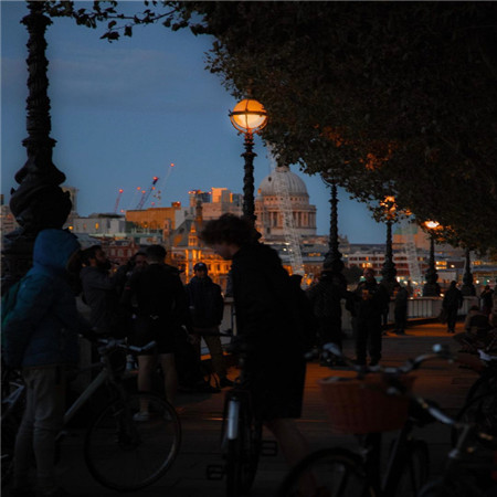 当代年轻人的焦虑副本