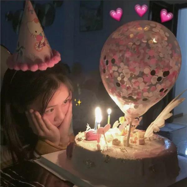 27,我希望你不是胖,我希望你深深地深情,我希望你是愚蠢的,我希望你一直很幸运。亲爱的,生日快乐!