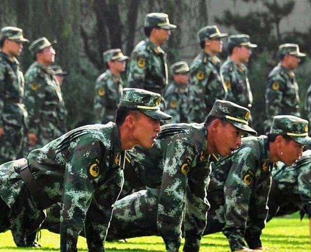 强制狼口号霸气押韵1