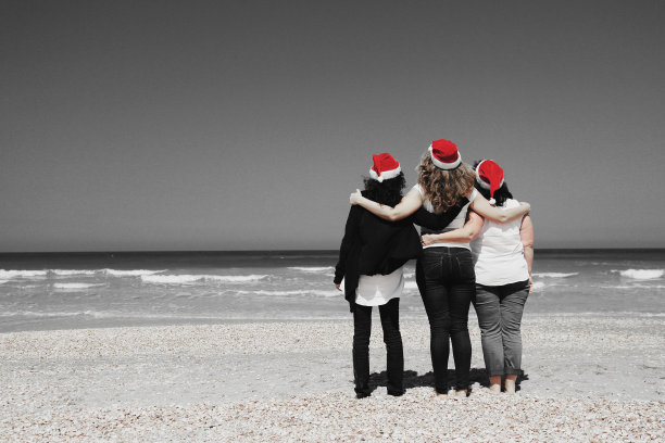 关于友谊伤害自己句子1