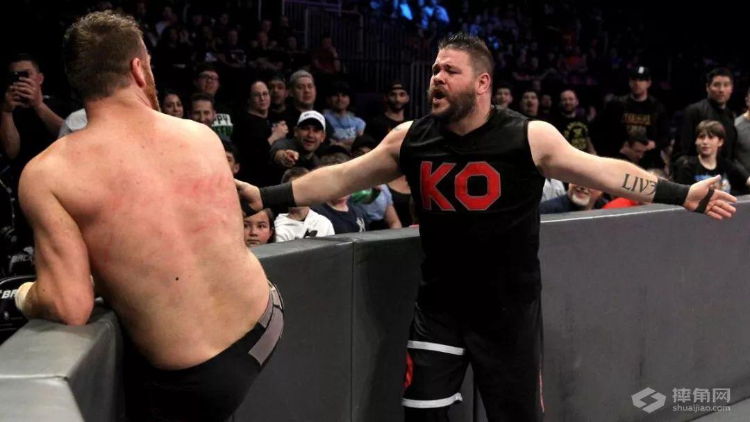 15.生活就像一个四季，春天享受你年轻的浪漫，夏天的味道爱情，秋天有成熟的思维，冬天审查了一生和痛苦的友谊和爱情，这种温暖的记忆与你来到生活结束。