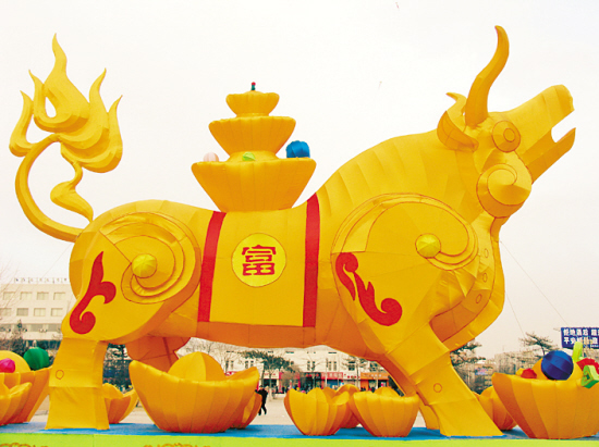 10，吉吉的开幕，共有金牛座，桑普在同一个玉杯中。