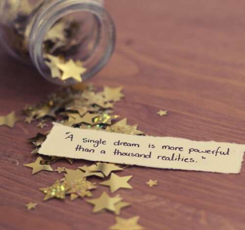 友谊也被爱有一个句子1