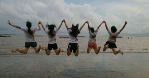 15.如果你想吸引朋友，必须有各种各样的物品。自私，小，禁忌，不喜欢成年人的人，不开心的人，不能得到朋友。