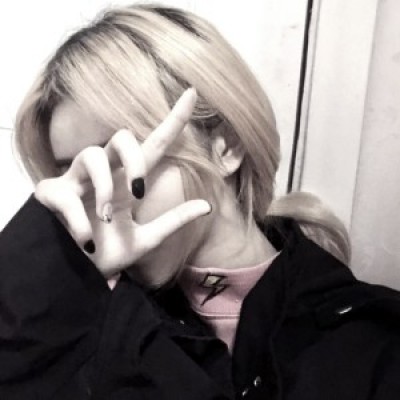 15.过去已成为一个回忆,但生活并不活跃,我们对待生活的态度是解决痛苦和感恩的幸福,利用幸福的积极信仰,沟通和改造那些可能的,实现这一目标,以改变,最大富有生活是我们可以面对生活,所以更不必徘徊生命的突然和温暖。