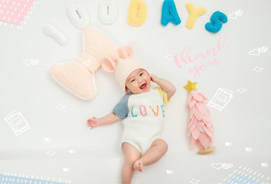 在一个婴儿出生的朋友抄写