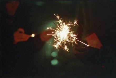 15，让爱你到墓志铭，让这种荒谬的死亡而没有后悔。