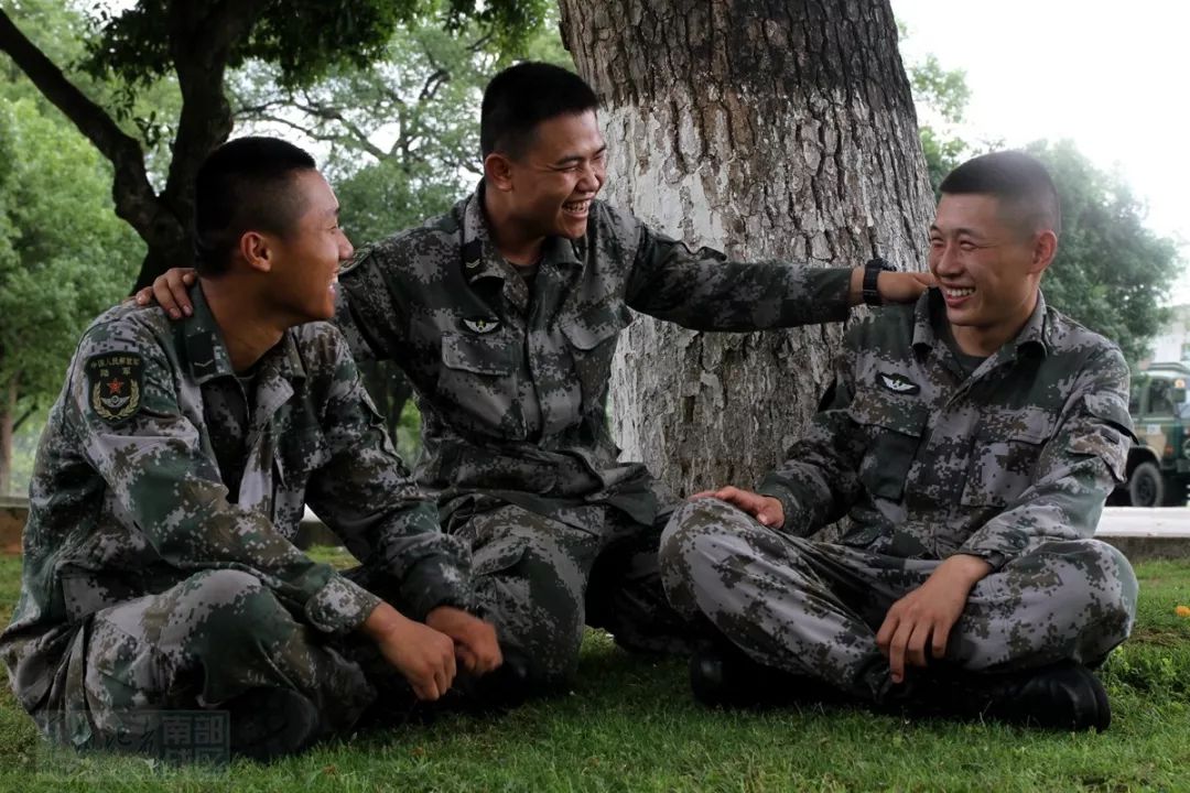 老挝山战争友谊经典句子1