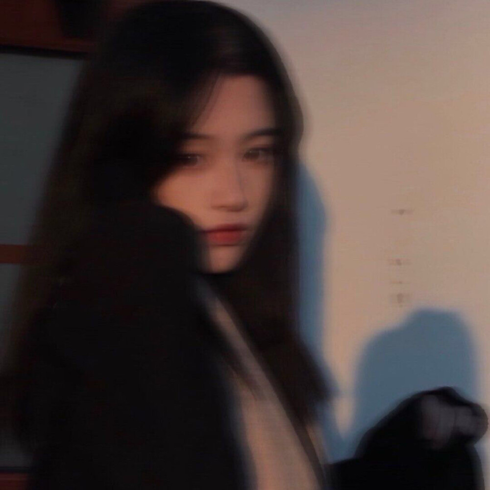 15.不要太容易相信谁是，有些人比你想象的更常见。