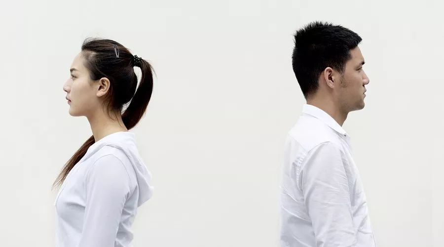 离婚情绪的判决表示，心情哭了一次1