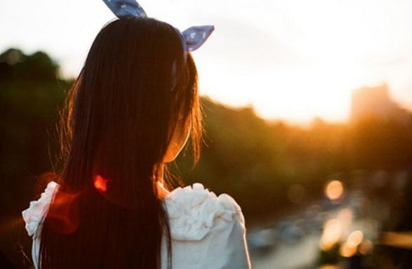 64.强大的自我强手，可以让人身后。