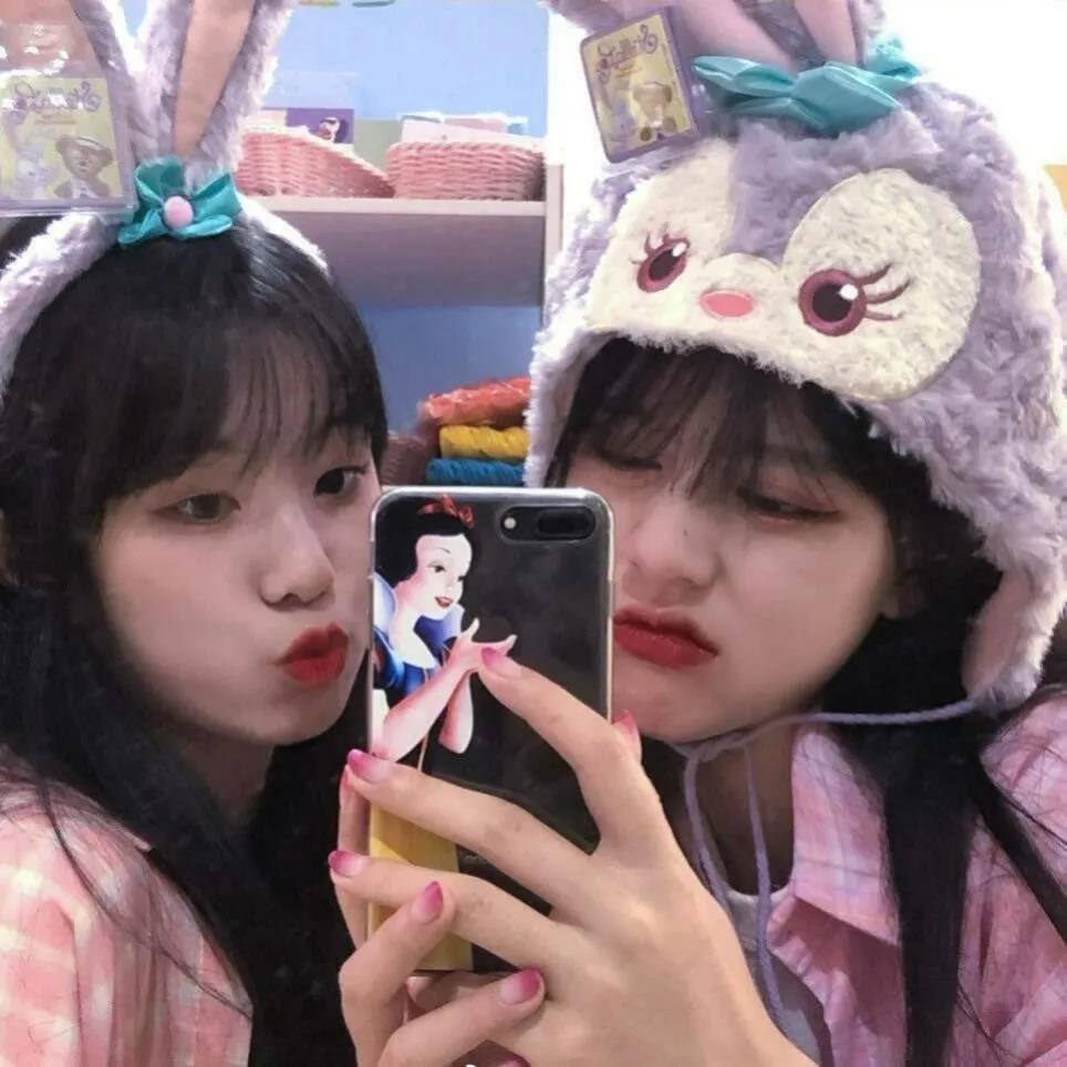 沙雕女友日发圈句子1