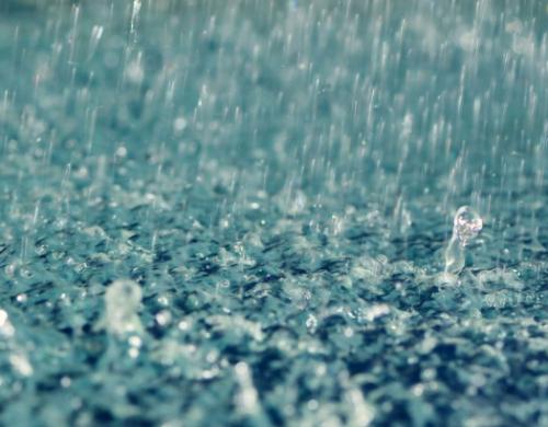 15.有更多的多雨天气，小姐不会弱，问候不会少，祝福更真实，我希望你每天都会幸福，不用担心，不用担心，健康，永不陪伴，永远快乐，快乐，快乐，快乐，快乐，快乐，快乐直接，所有的最好，顺利。