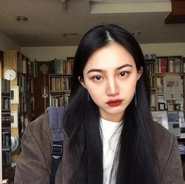 有趣的自拍照朋友圈