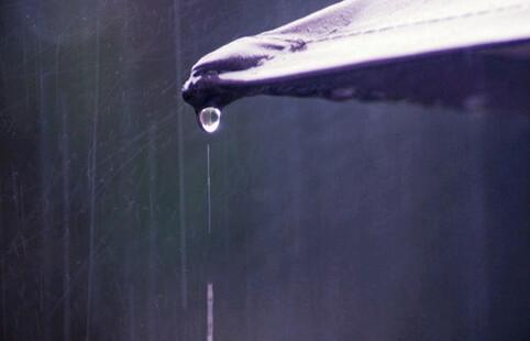 水短信在雨天问候