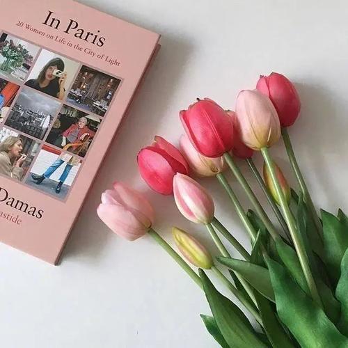 描述有趣的女孩句子2