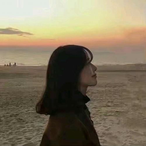 15,哦,我的母亲,我必须死。我曾对室友说过:“我必须拿一个五个人的秘密房间逃跑,我必须赢,你必须和我一起去。”室友说!然后我真的很开心!妈妈,我很好。幸运的!