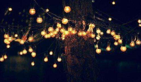 10,不要坚持,无论谁摔倒,都不要等待沧桑爬上你的脸。