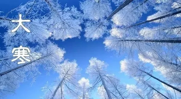 Ci Yun Temple已经漂浮了很少见到寒冷和温暖,我不知道什么年份。