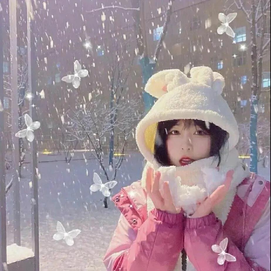 34，其余的雪的其余部分是你，是你。温柔你的心是你，你的眼睛也是你。