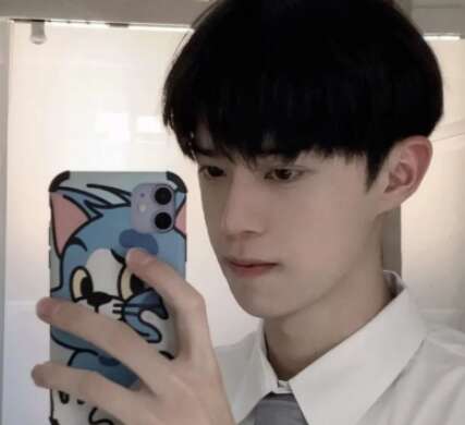 15,祝你好运并不总是来找你,你的努力是唯一依靠你的脚后跟。