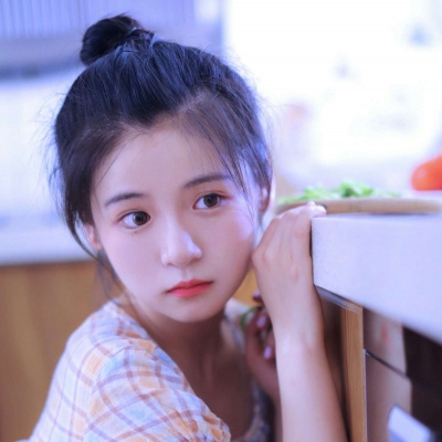 美丽的青年校园句子1