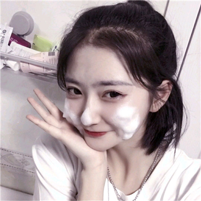 促使人们签名的道路上的增长