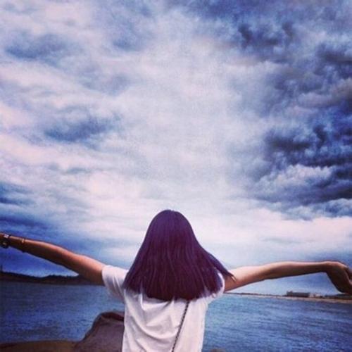 由于友谊悲伤,可爱的句子