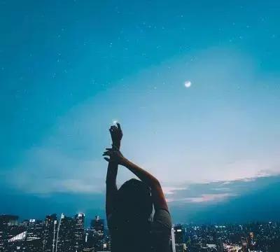 沉重的夜晚的心情说