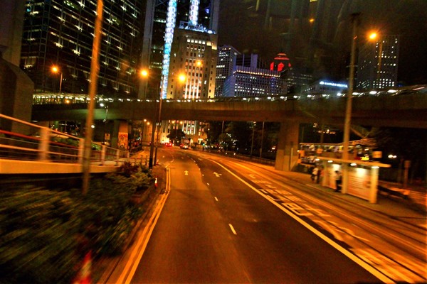 适合晚上谈论朋友