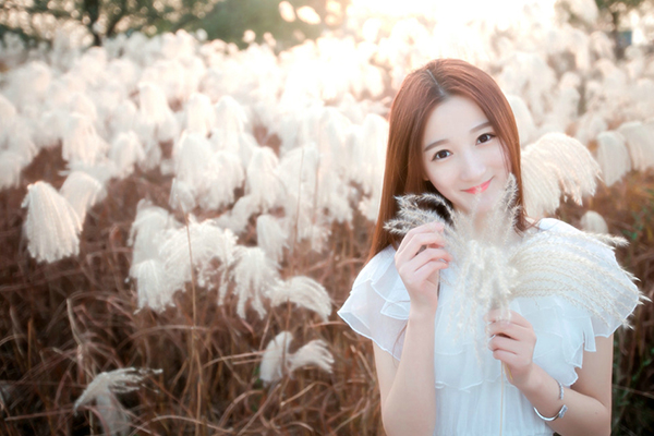 30.当现实给你一个拍打时,你应该跳跃并击中它。