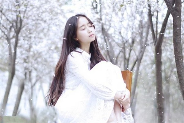 摇晃充满阳光的句子