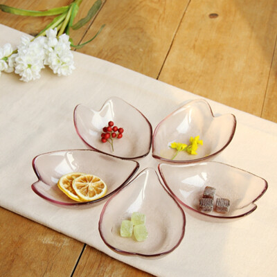 从一开始就展开，成为这样一个亲密的朋友，并思考它，它会笑着笑容。