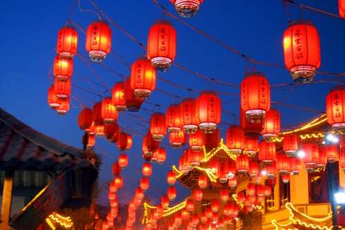 关于灯笼节的句子