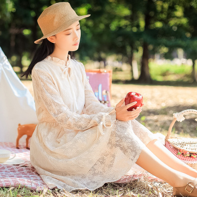 15.如果你见面，你可以陪同它，你可以陪伴它;你的朋友很远，知道有温暖。蓬勃的，不一定是真的;沉默，不一定是无资格的。