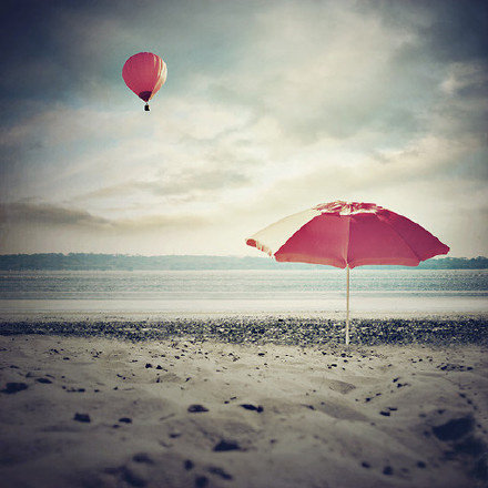 15,短信,热爱交付;祝福,温暖的心;一个问题,真的是真的;大雨是下雨;愿你在多雨的天气里仍然心情愉快,祝你幸福。