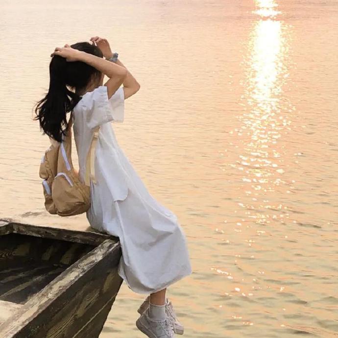 15,周末是什么?股票门禁不打开,完全耗散,幸福,幸福,祝福不间断,聚集在一起,友谊已经死了,出去了,开心,有短信,偷偷快乐。