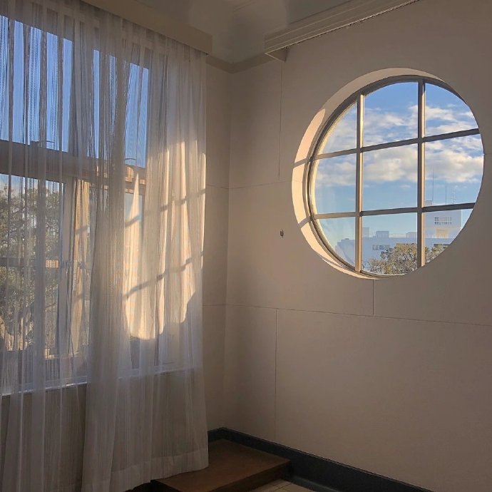 男同事每天早上给你一个问候。