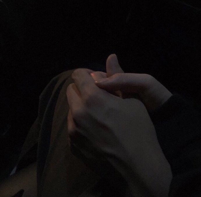 15，不要害怕，不要害怕，我是一个完全武装的武装：穿着一个关怀的帽子，温暖的头;围绕着愉快的围巾，温暖的脸;戴手套，手加热器;穿着一个沉思的棉衣服;穿着棉鞋，温暖的脚;收到短信我祝福，温暖的心！