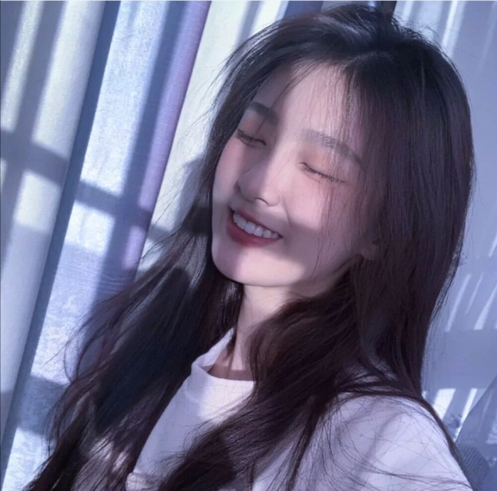 15.你不必很轻,但总是温暖,有光明。