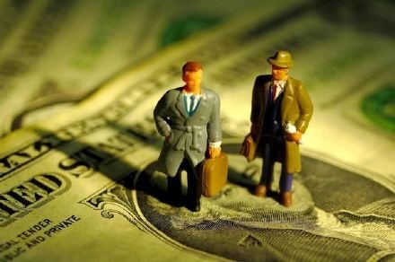 3，不喜欢老板的人：咀嚼舌根，公众私人和虚幻，赞美他们的谈判，两颗用，三颗心，爱找到借口，爱上捡方向，核心心，心投诉。