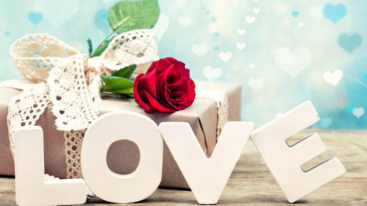 16,失踪失踪的军事月份,丝绸之爱信任傅星星,无论你在家乡都是孤独的旅程,只是踩到了家乡客船,星光和月亮的彩色,是我最真真的错过!情人节快乐!