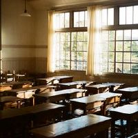 缺少句子经典报价：月亮代表我的心