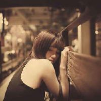 超级心脏疲惫的句子告诉心情：人们累了，心脏错了。